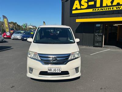 2013 Nissan Serena - Thumbnail