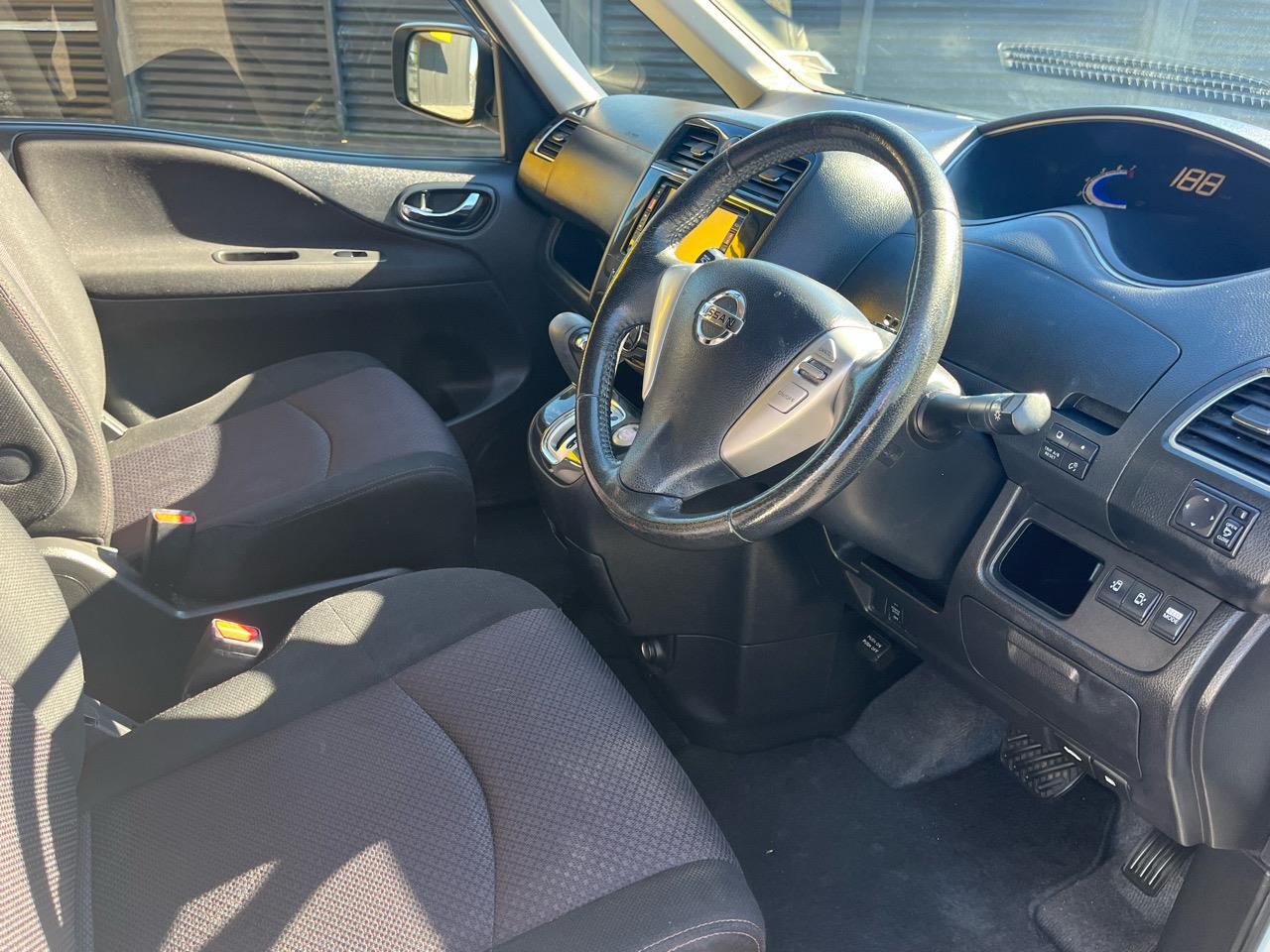 2013 Nissan Serena