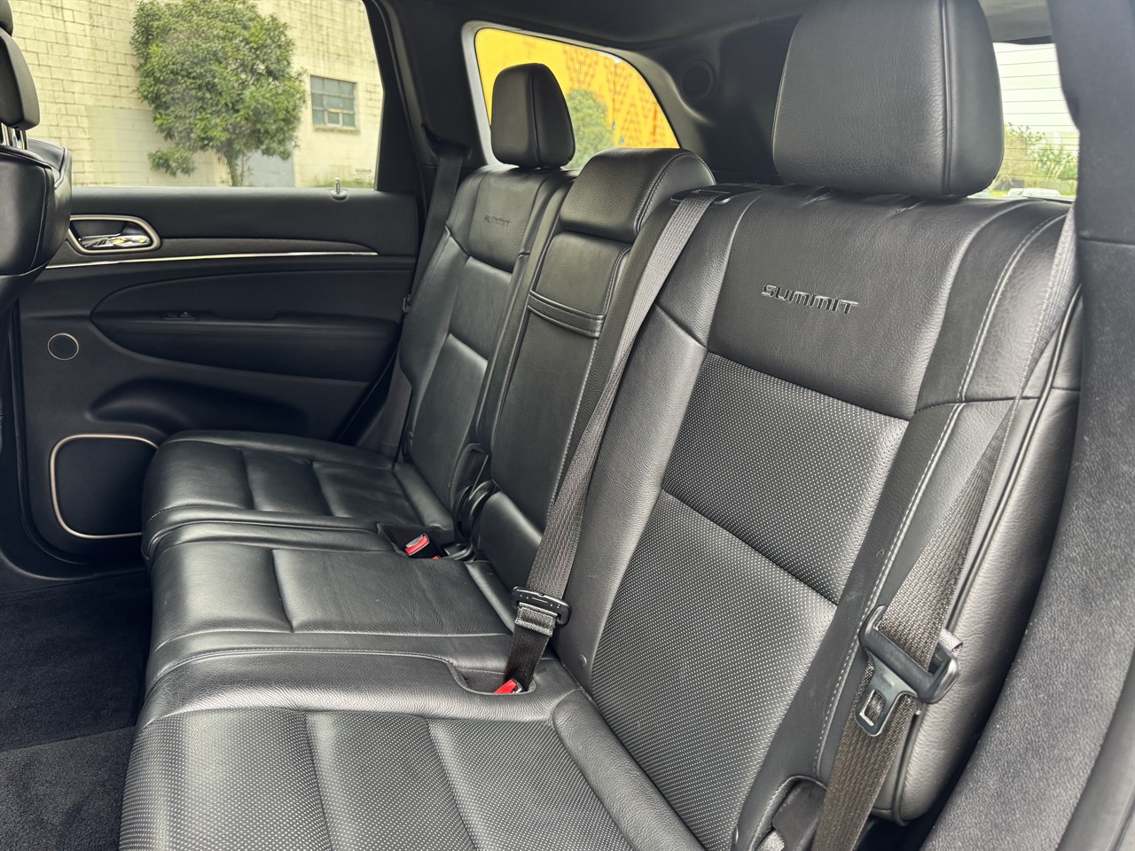2016 Jeep GRAND CHEROKEE
