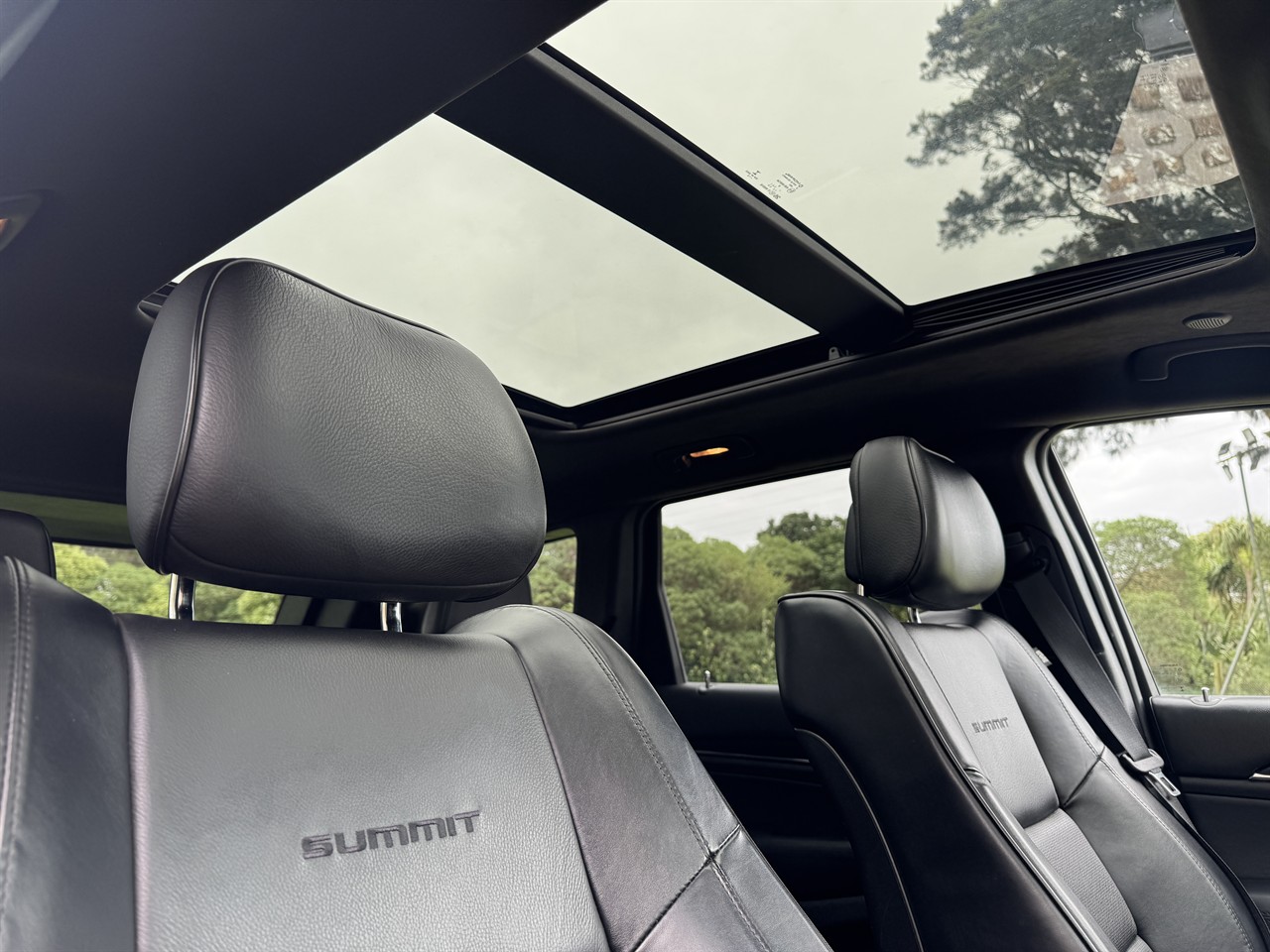 2016 Jeep GRAND CHEROKEE