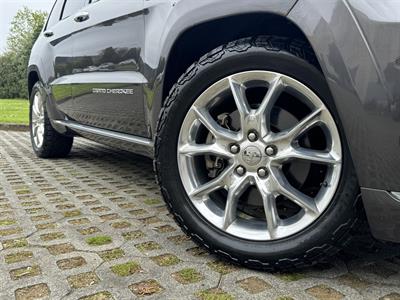 2016 Jeep GRAND CHEROKEE - Thumbnail