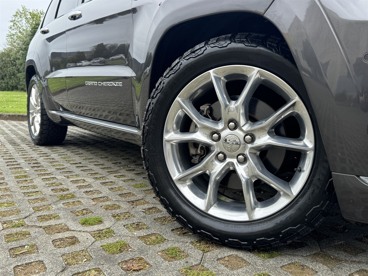 2016 Jeep GRAND CHEROKEE