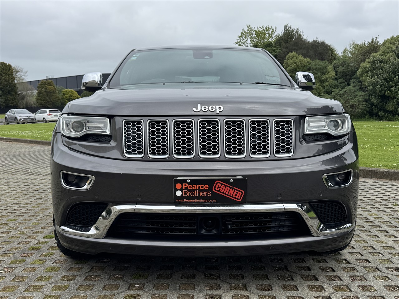2016 Jeep GRAND CHEROKEE