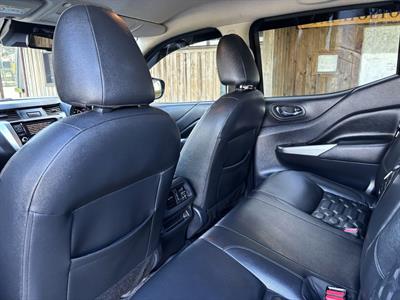 2021 Nissan Navara - Thumbnail