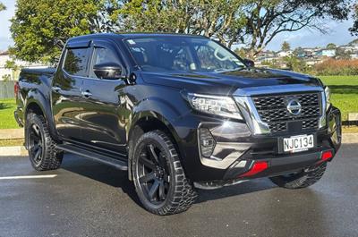 2021 Nissan Navara - Thumbnail