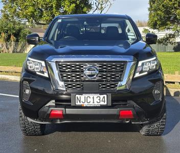 2021 Nissan Navara - Thumbnail