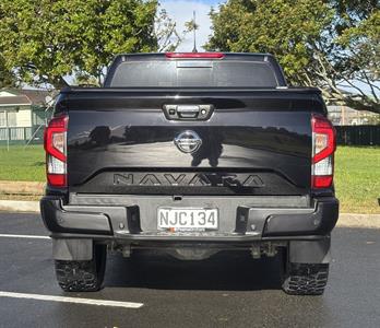 2021 Nissan Navara - Thumbnail