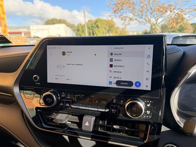 2025 Toyota Highlander - Thumbnail