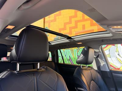 2025 Toyota Highlander - Thumbnail