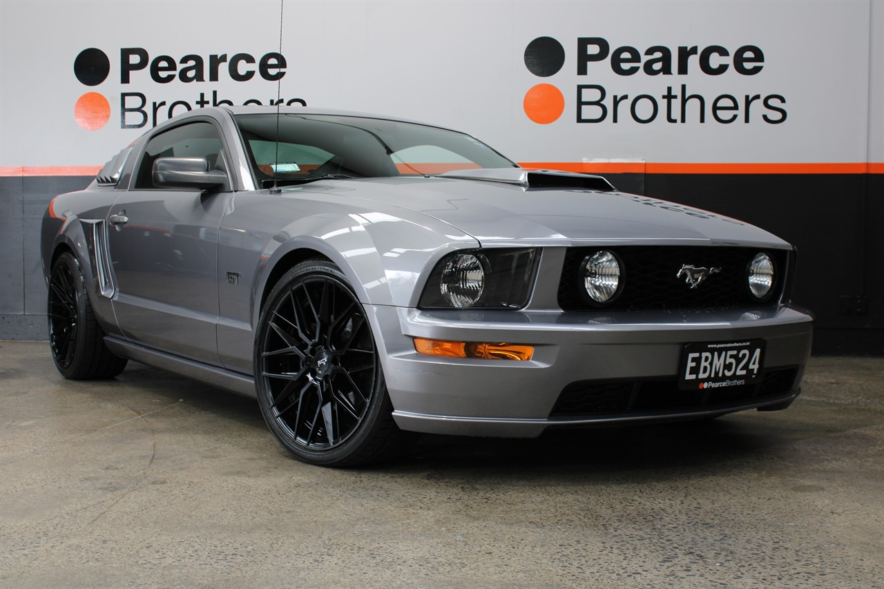 2005 Ford Mustang