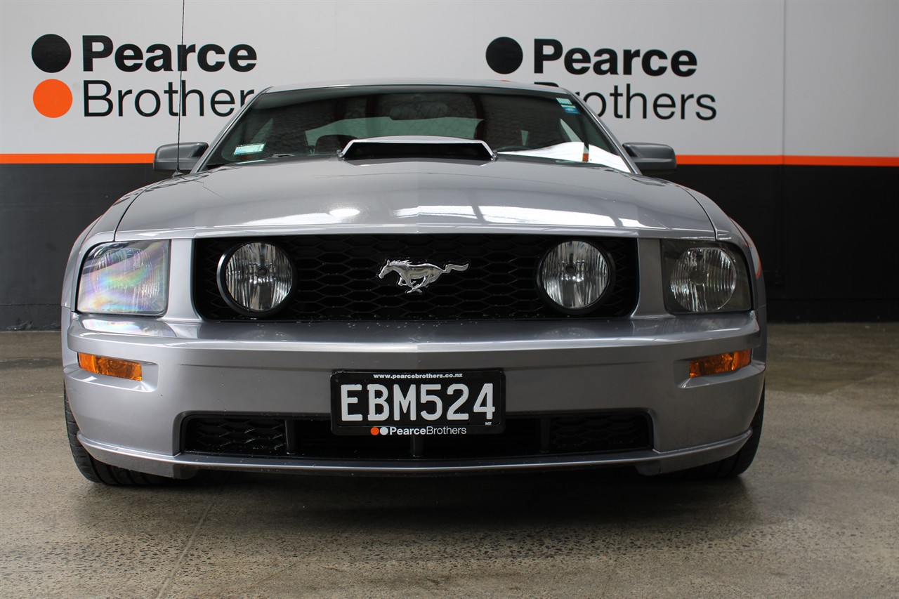 2005 Ford Mustang