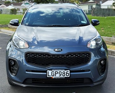 2018 Kia SPORTAGE - Thumbnail