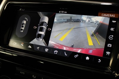 2017 Land Rover Discovery - Thumbnail