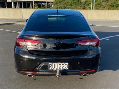 2018 Holden Commodore - Thumbnail