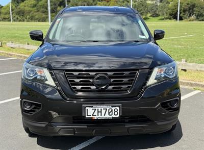 2019 Nissan Pathfinder - Thumbnail