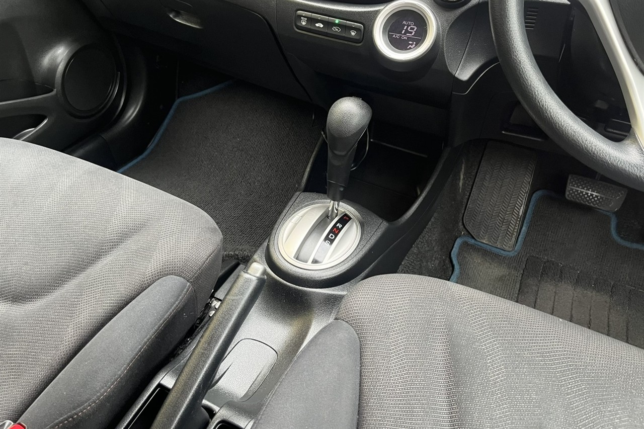 2008 Honda FIT