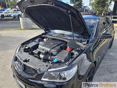 2016 Holden Commodore - Thumbnail