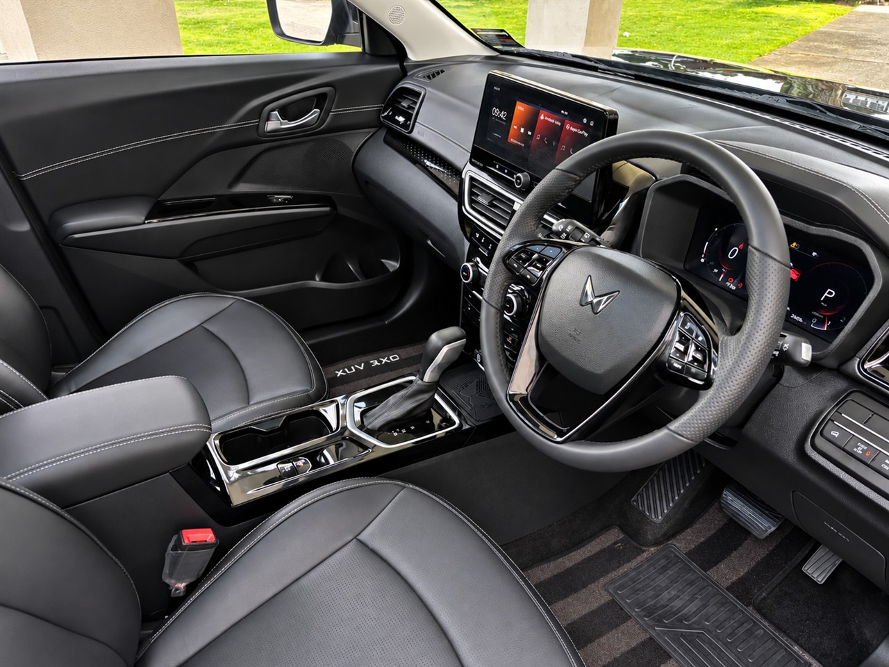 2025 Mahindra XUV 3XO