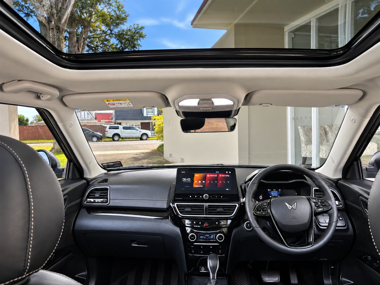 2025 Mahindra XUV 3XO