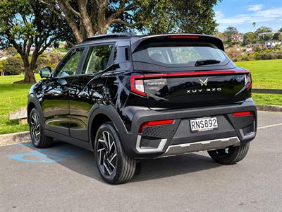 2025 Mahindra XUV 3XO - Thumbnail