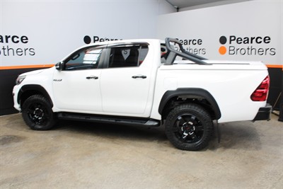 2017 Toyota Hilux - Thumbnail