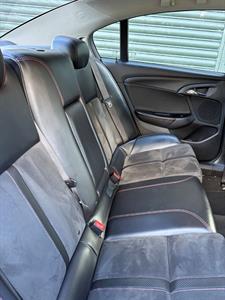 2015 Holden Commodore - Thumbnail