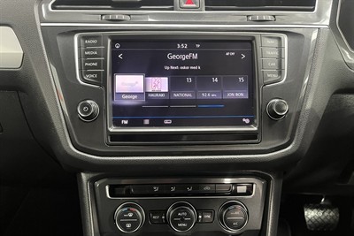 2017 Volkswagen TIGUAN - Thumbnail