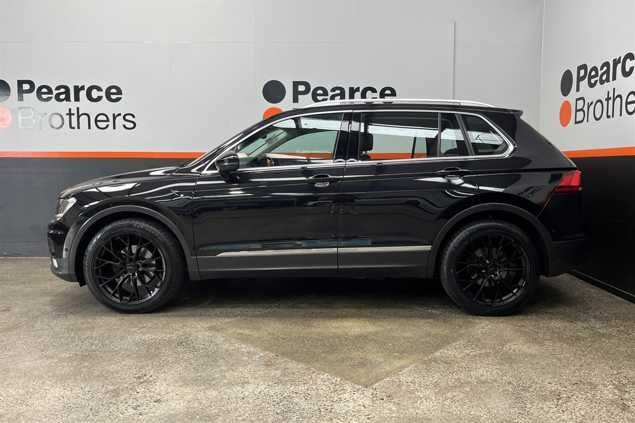 2017 Volkswagen TIGUAN