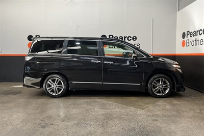 2012 Nissan Elgrand - Thumbnail