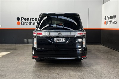 2012 Nissan Elgrand - Thumbnail