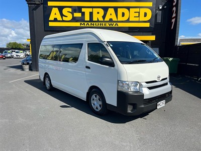 2019 Toyota Hiace - Thumbnail