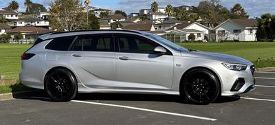 2018 Holden Commodore - Thumbnail