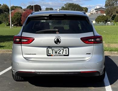 2018 Holden Commodore - Thumbnail
