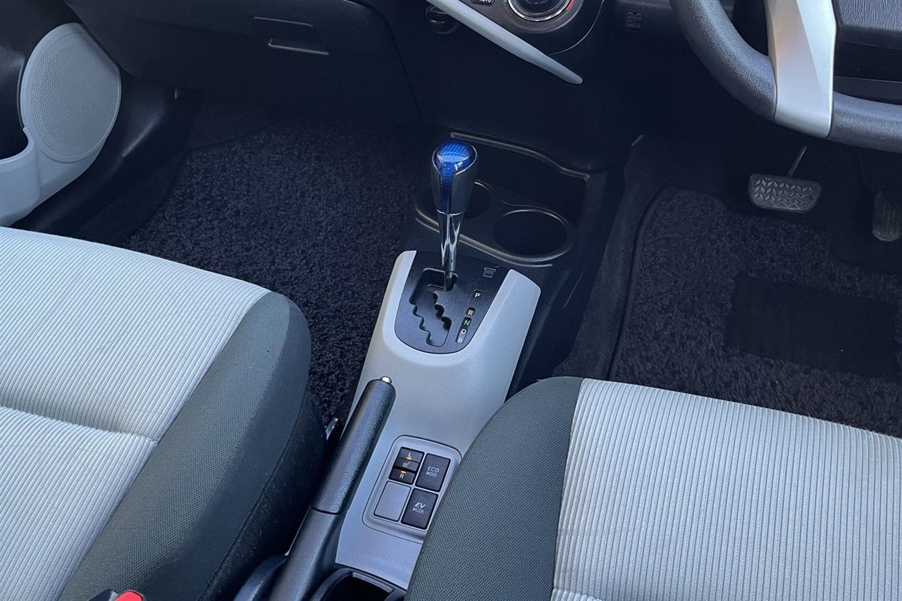 2013 Toyota Aqua