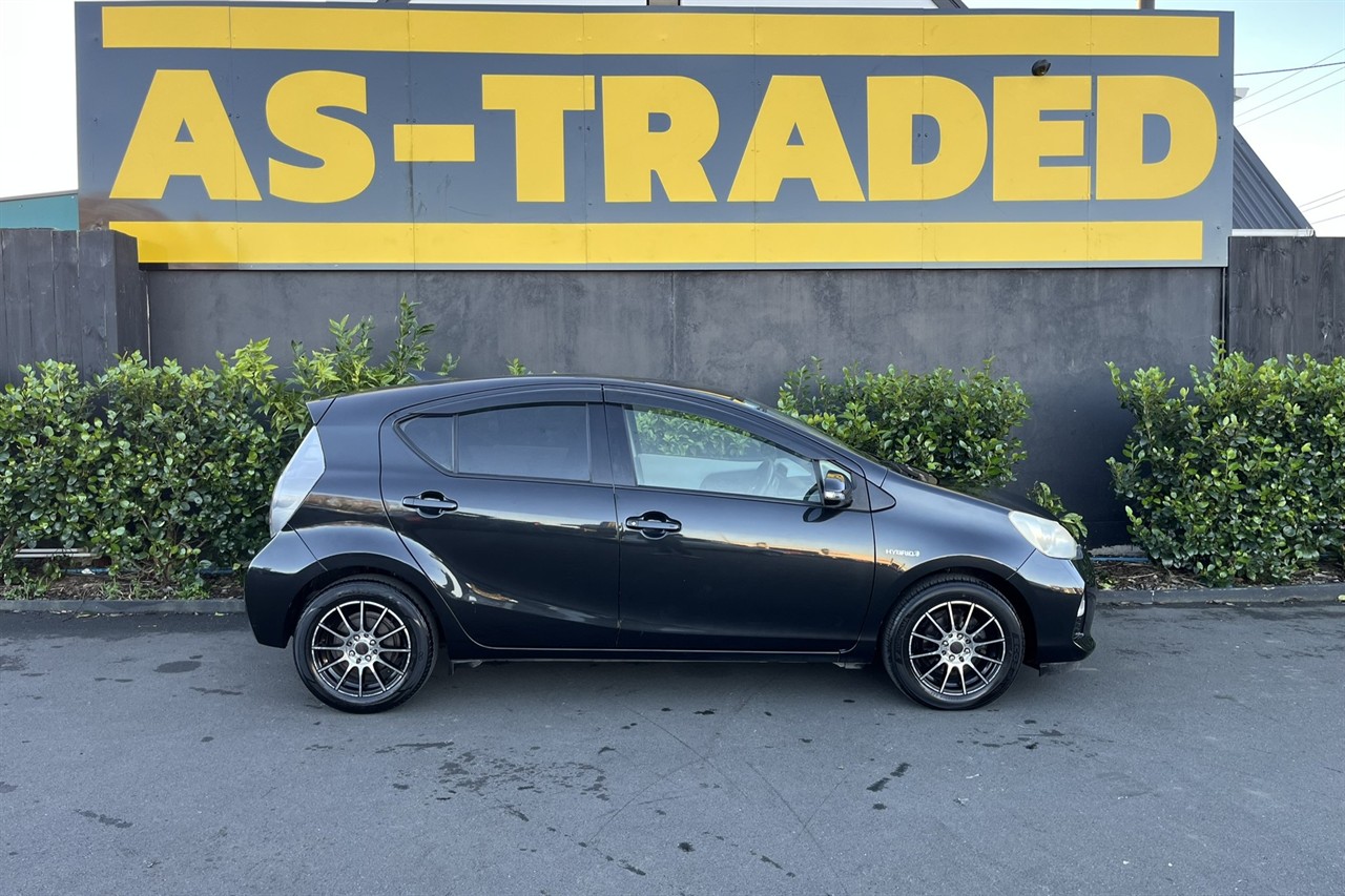 2013 Toyota Aqua