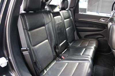 2017 Jeep Grand Cherokee - Thumbnail