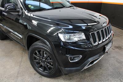 2017 Jeep Grand Cherokee - Thumbnail