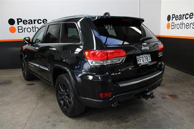 2017 Jeep Grand Cherokee - Thumbnail