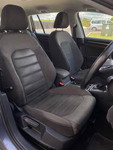 2017 Volkswagen Golf - Thumbnail