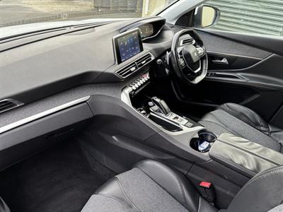 2017 Peugeot 3008 - Thumbnail