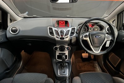 2011 Ford Fiesta - Thumbnail