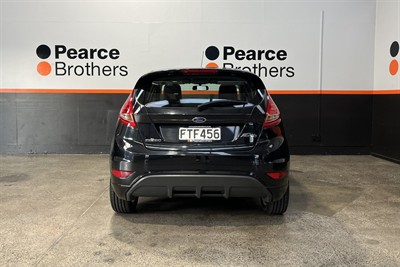 2011 Ford Fiesta - Thumbnail