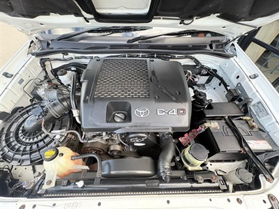 2014 Toyota Hilux - Thumbnail