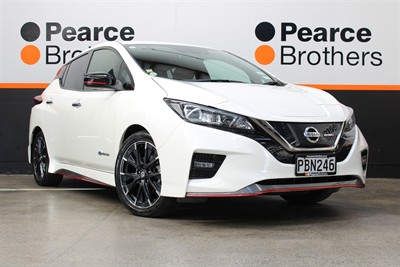 2018 Nissan Leaf - Thumbnail