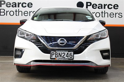 2018 Nissan Leaf - Thumbnail