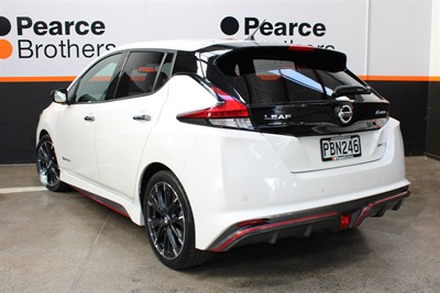 2018 Nissan Leaf - Thumbnail