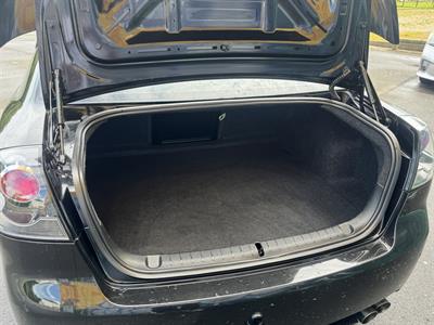 2011 Holden Commodore - Thumbnail