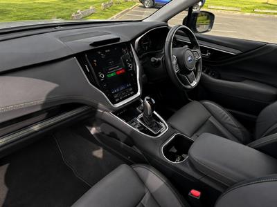 2023 Subaru Outback - Thumbnail