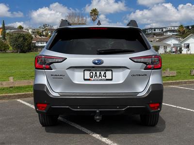2023 Subaru Outback - Thumbnail
