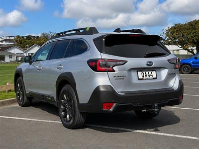 2023 Subaru Outback - Thumbnail